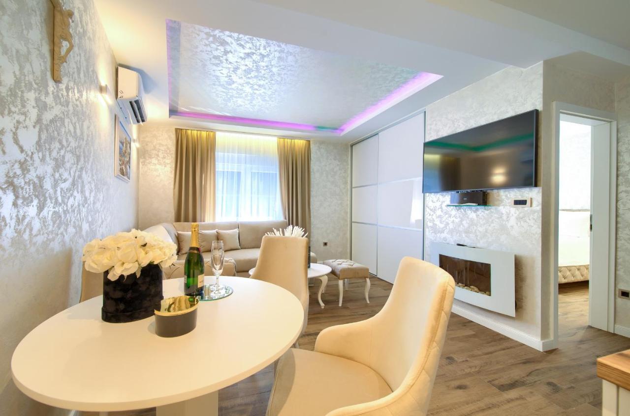 Luxury Apartments Jf Раб Екстериор снимка